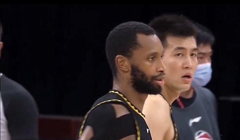 丝袜美腿美女被狂躁在线观看